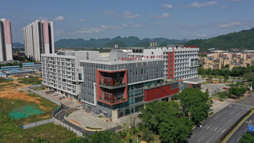 1663571700347334.jpg 640.jpg