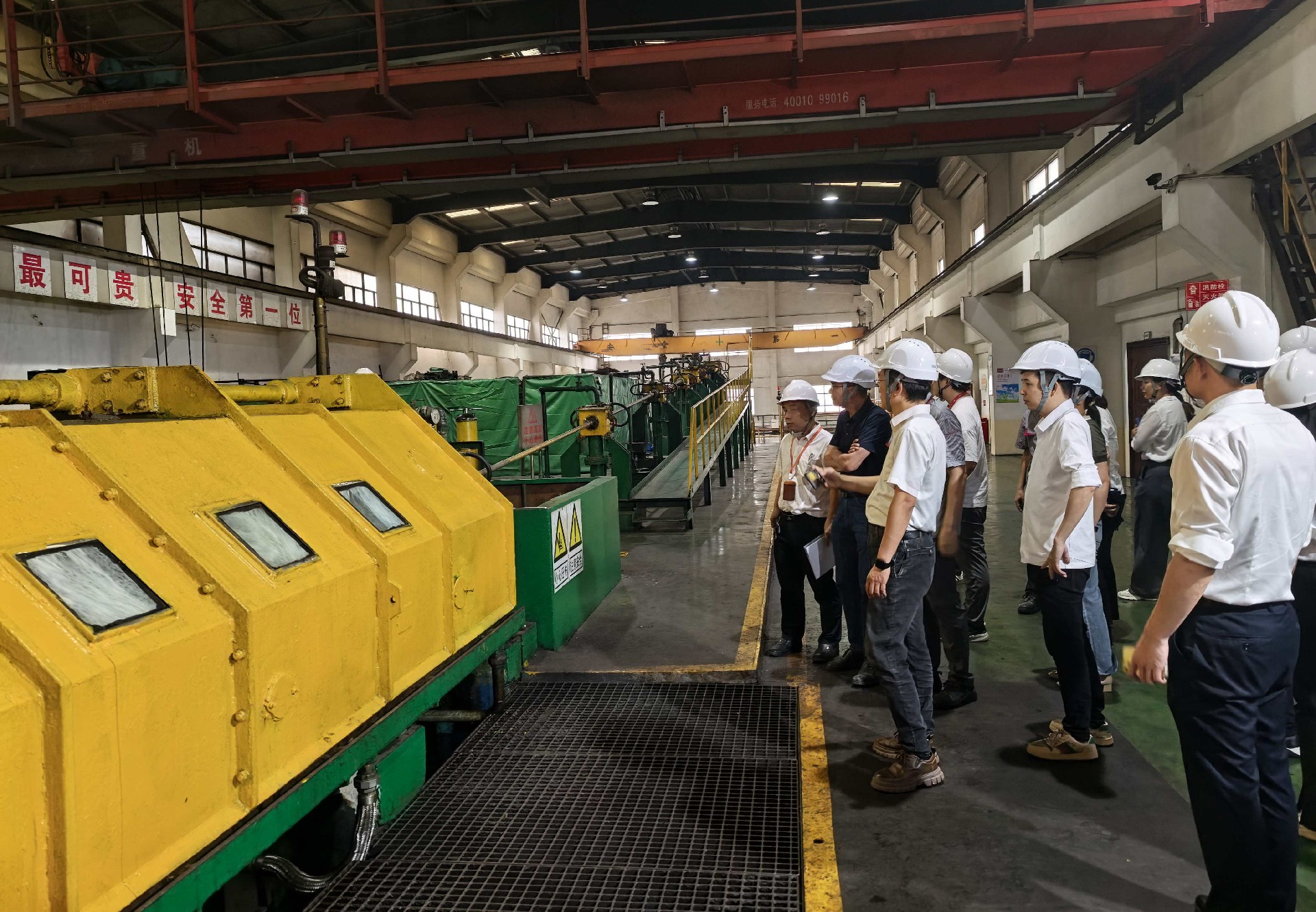 1751254023211767.jpg 参观铜厂1 - 副本.jpg